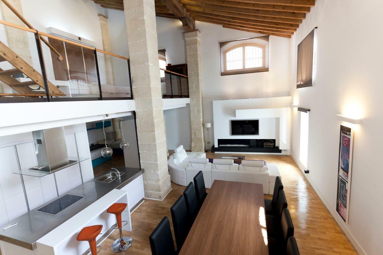 G&H Apartments - Duplex Tipo Loft Jerez de la Frontera Ngoại thất bức ảnh
